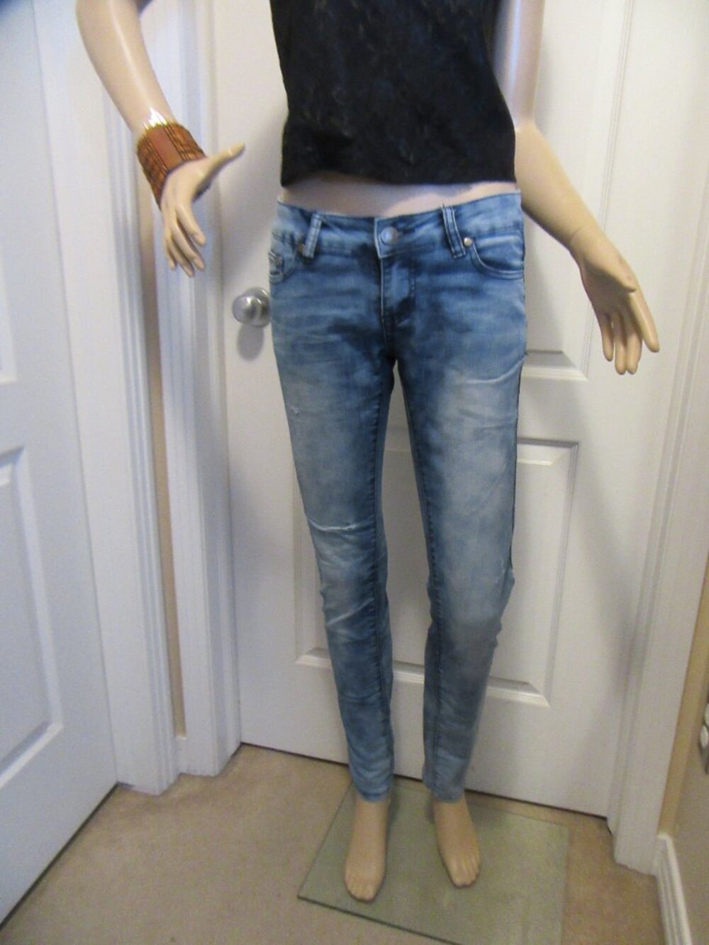 Ladies Jeans Three Toned Blue As is Urban Behavior